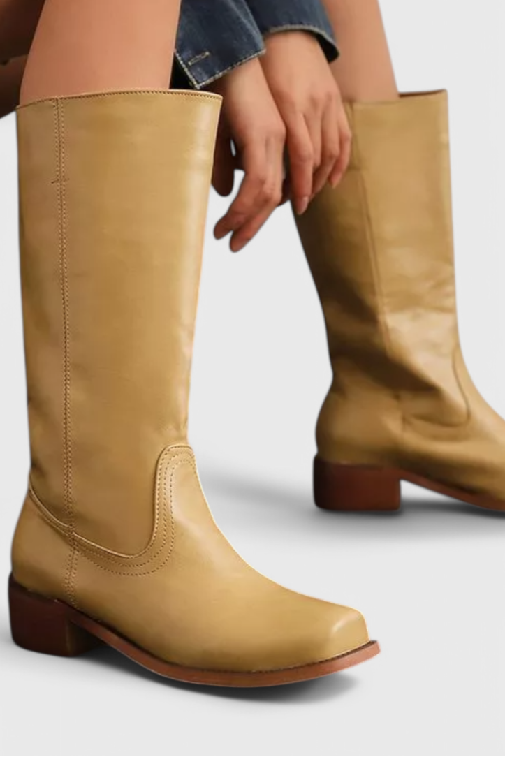 Women's Knee-High Boots with Stacked Heel and Classic Round Toe